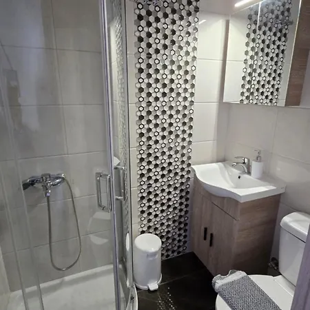 Lägenhet Lina's Beachfront By Optimum Link