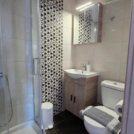 Lina's Beachfront By Optimum Link * Neoi Poroi