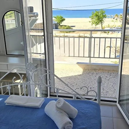 Lina's Beachfront By Optimum Link * Neoi Poroi