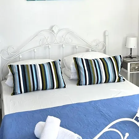 Lina's Beachfront By Optimum Link Lägenhet *