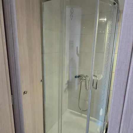 Lina's Beachfront By Optimum Link