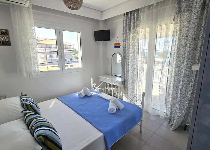 דירה Lina's Beachfront By Optimum Link