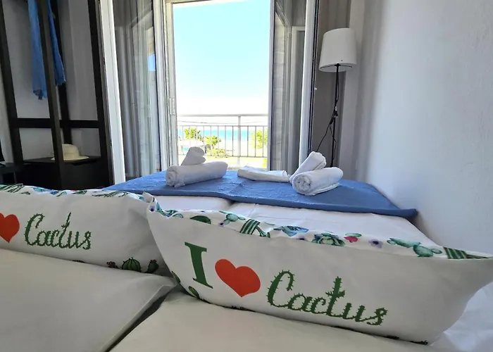 דירה Lina's Beachfront By Optimum Link *