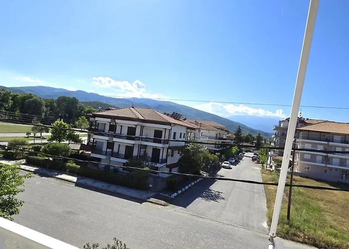 Lina's Beachfront By Optimum Link דירה