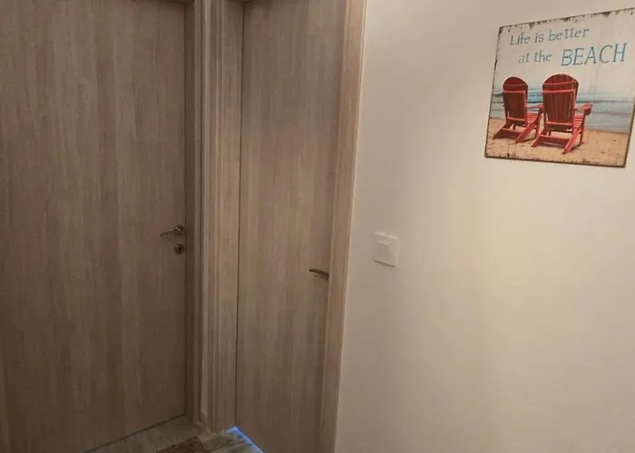 Lina's Beachfront By Optimum Link